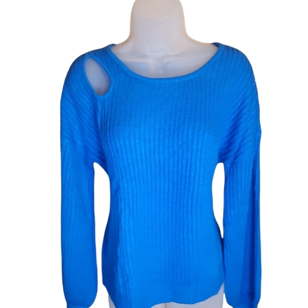 Bar III Women's Sweater in Beacon Blue